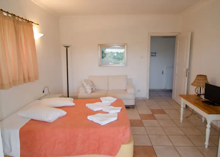 Apart-hotel Panorama Hideaway 2*