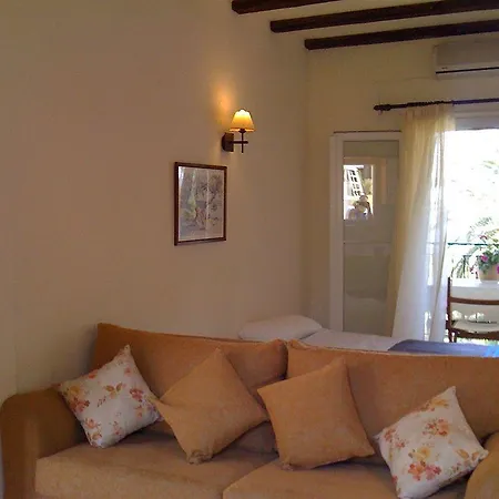 Panorama Hideaway Aparthotel 3*