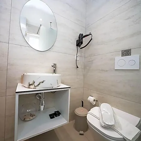 Aparthotel Panorama Hideaway 2*