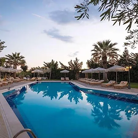 Aparthotel Panorama Hideaway 2*