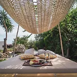 מלון דירות Panorama Hideaway דאסיה