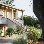 מלון דירות Panorama Hideaway 2*
