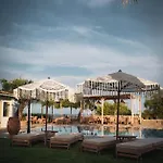 מלון דירות Panorama Hideaway דאסיה