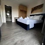 Panorama Hideaway 2*