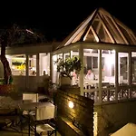 מלון דירות Panorama Hideaway דאסיה