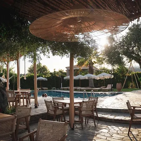 Panorama Hideaway Aparthotel 2*